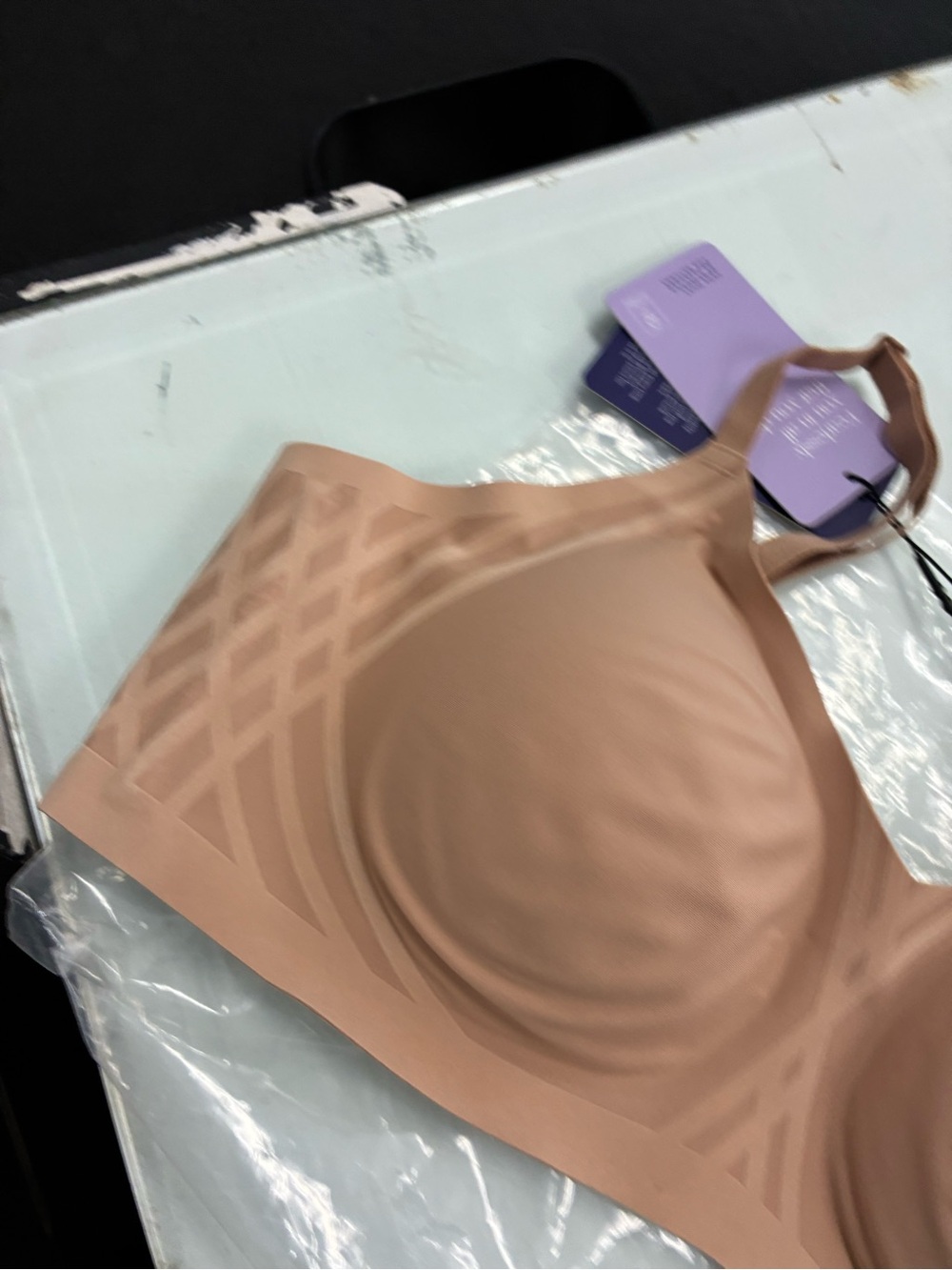 Honeylove Silhouette Wireless Convertible Bra| Color Sand| Size 38 B/C | Large - Picture 2 of 13